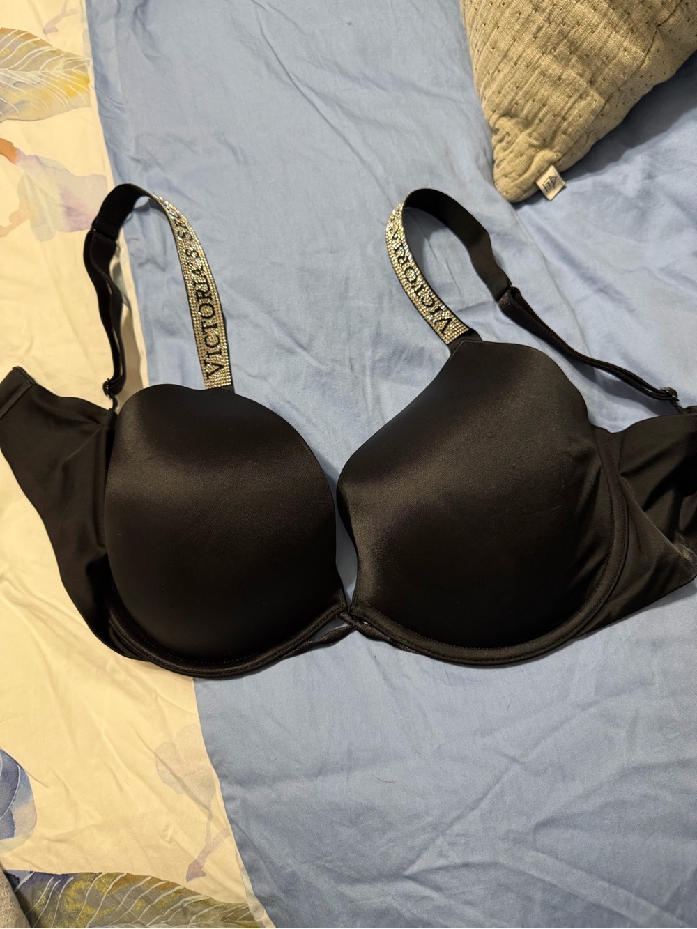 Victoria's Secret Black Smooth Padded Bra with Logo Straps